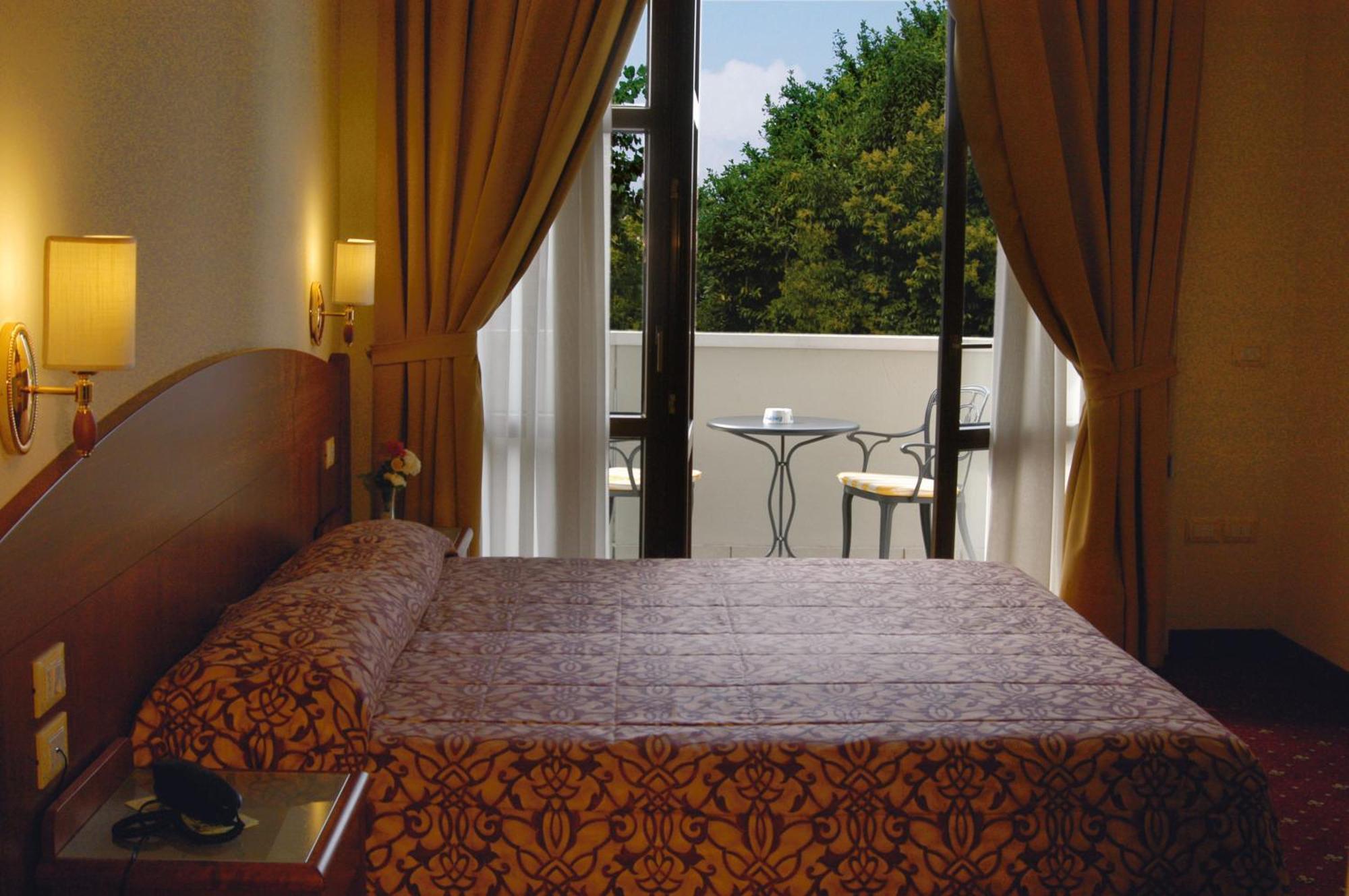 Hotel Smeraldo Lazise