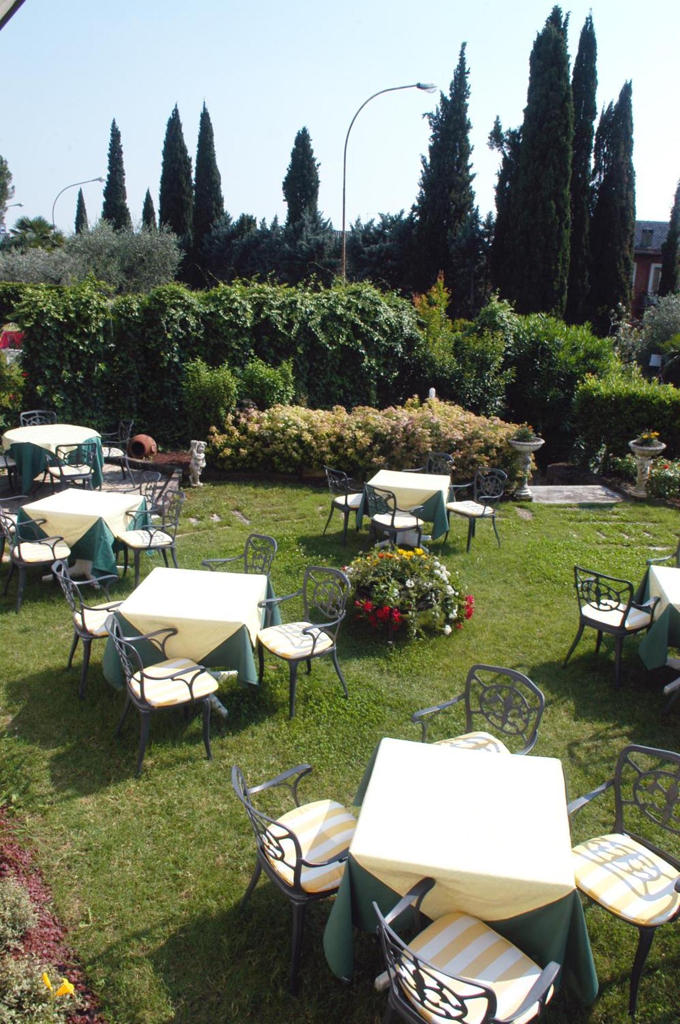 Smeraldo Hotel 3*